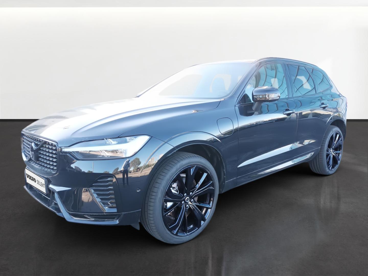XC60 2.0 T6 RECHARGE BLACK ED PLUS AT 4WD 350 5P