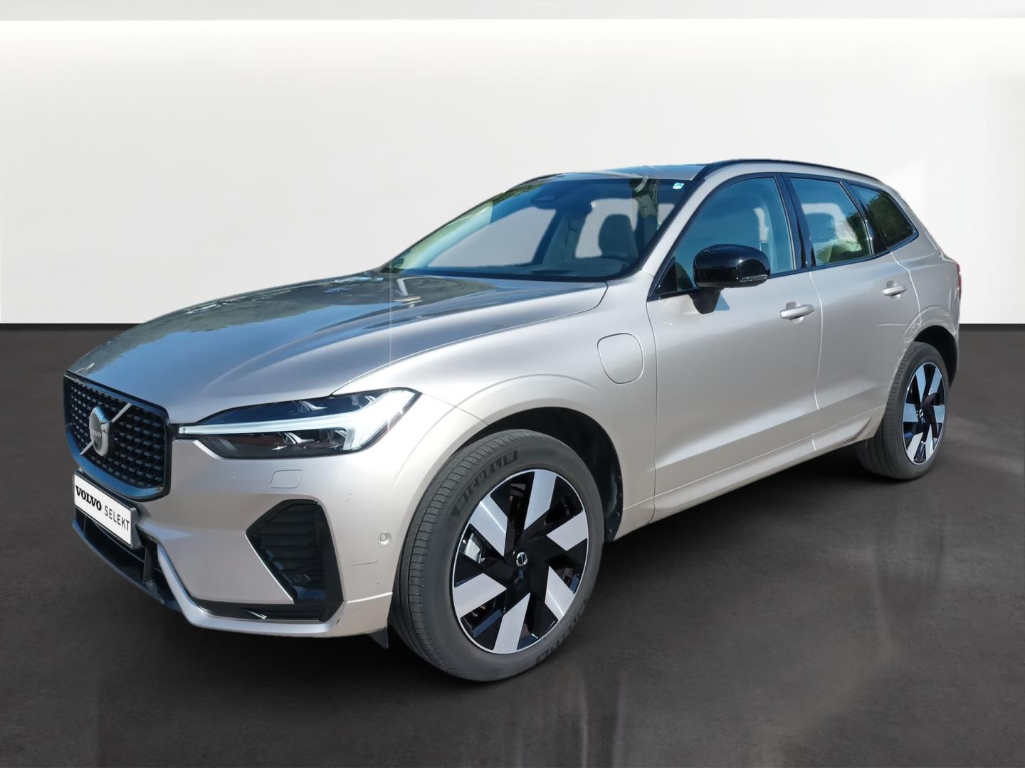 XC60 2.0 T6 RECHARGE ULTRA DARK AUTO 4WD 350 5P