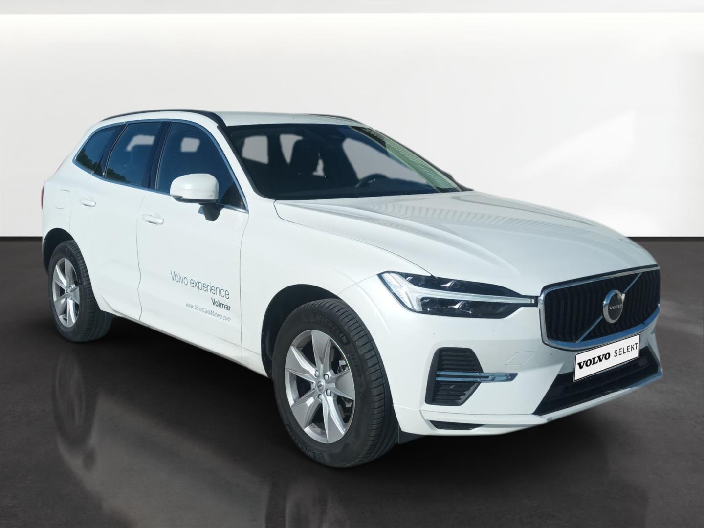 XC60 2.0 B5 P CORE AUTO 4WD 250 5P