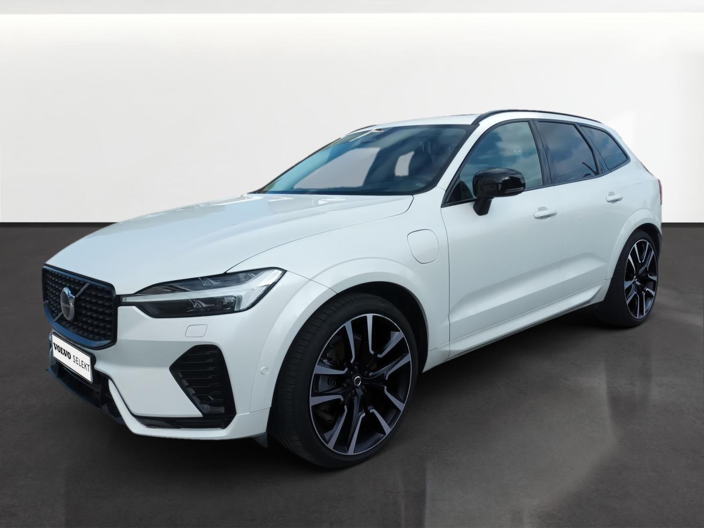 XC60 2.0 T6 RECHARGE ULTRA DARK AUTO 4WD 350 5P